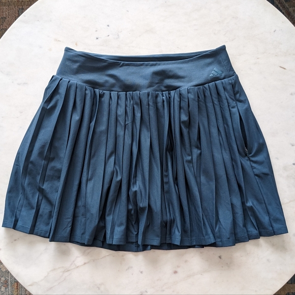 Adidas Pleated Golf Skirt - Picture 1 of 4